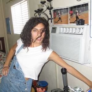 Meet your Posher, Emma