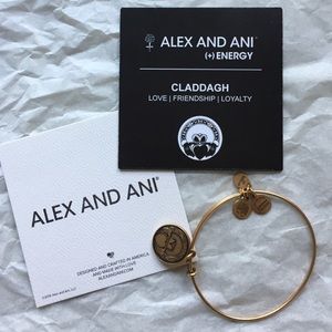 Alex & Ani Claddagh Bracelet NWOT