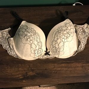 Victoria Secret Bra.