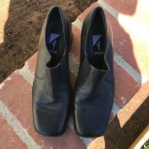 Ecco Leather Heeled Loafer