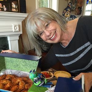 Meet your Posher, Holly