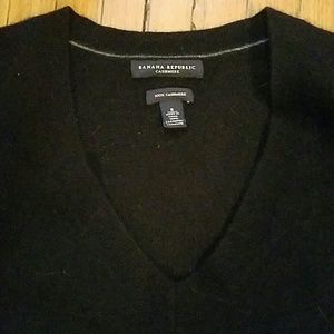 Banana Republic v-neck sweater
