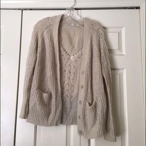 Urban Outfitters cardigan/sweater
