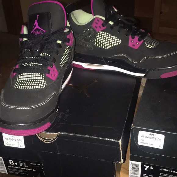 Fuschia jordan 4s