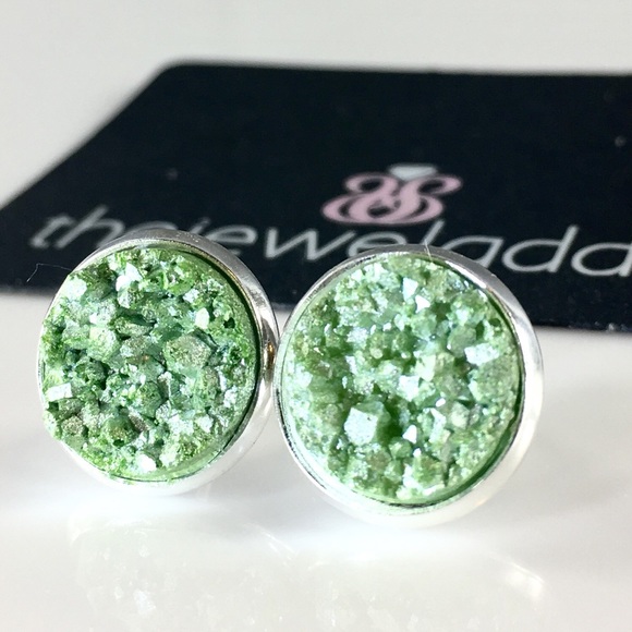 3 for 15🎀light green frost faux druzy studs - Picture 3 of 5