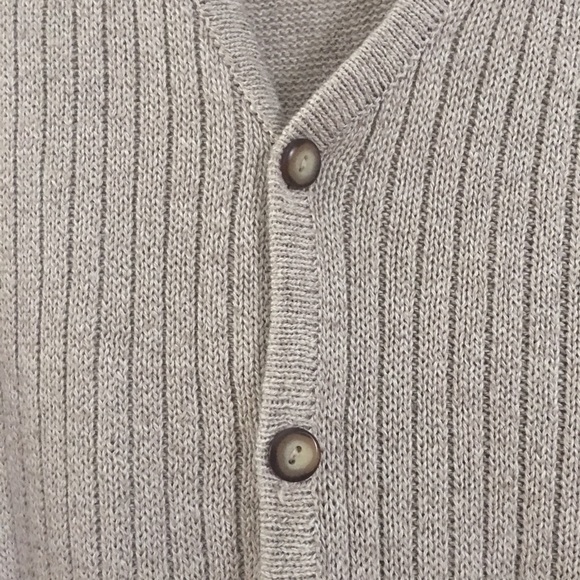 Men's Sweater Vest - Picture 2 of 4