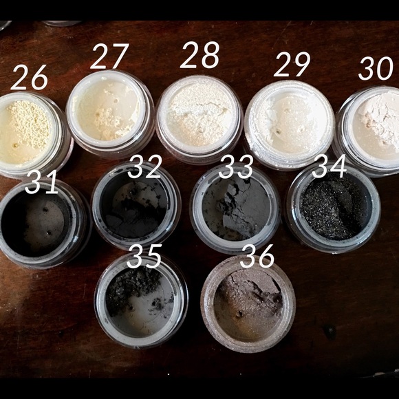 Larenim Eyeshadow Pigments - Picture 4 of 4