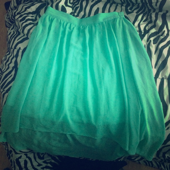 A forever 21 skirt - Picture 1 of 3
