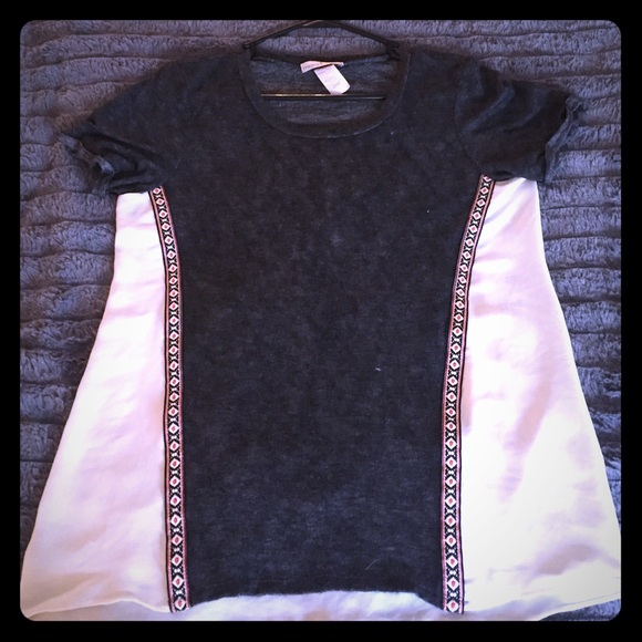 Buckle Shirt by Moa Moa