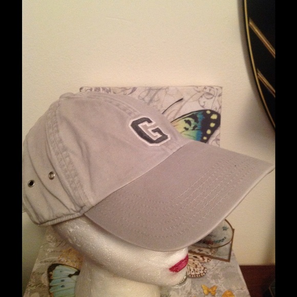 Guess Cap