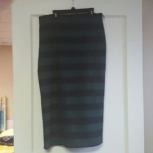MANGO MIDI PENCIL SKIRT US8 BLACK GREEN