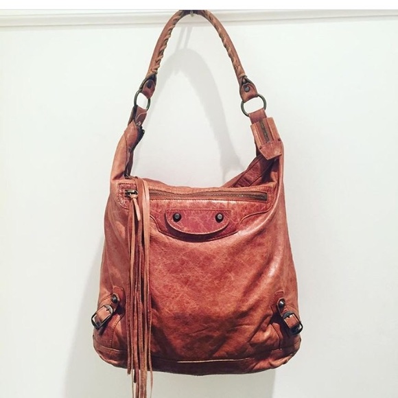 Balenciaga Handbags - 🔥SOLD🔥 BALENCIAGAdistress leather DAY BAG $1100