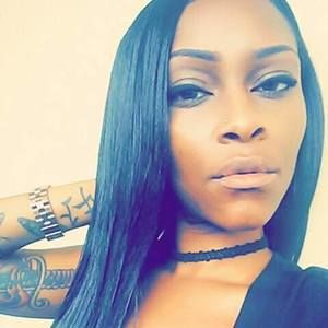 Meet your Posher, Cierra