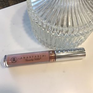 Anastasia Beverly Hills 💗 Pure Hollywood