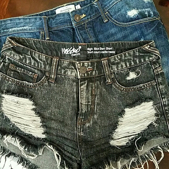 SOLD!! - Picture 2 of 4