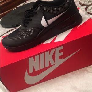 Women's Nike Air Max Thea 9.5