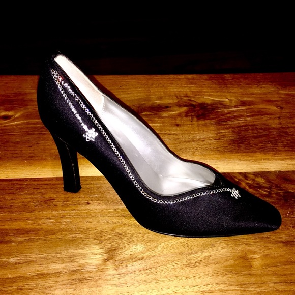 Beautiful black and sparkling Nina shoes!  8.5 - Picture 4 of 4