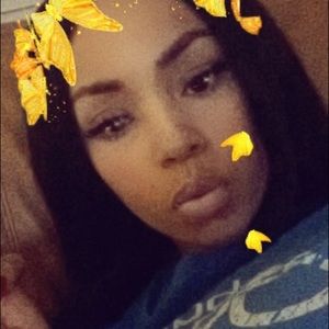 Meet your Posher, Maya