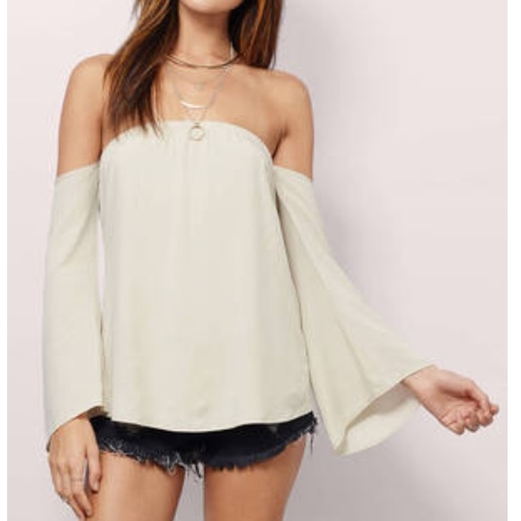 Tobi Tops - edie off the shoulder top