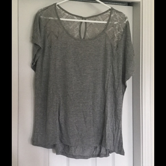 NWOT Plus Size Gray Top - Picture 3 of 4