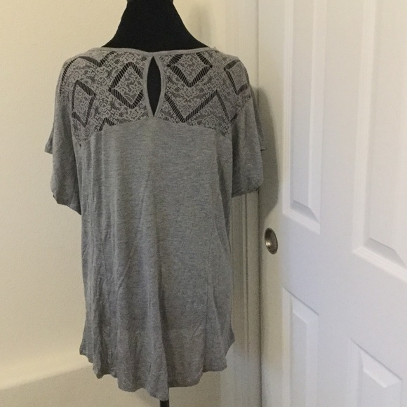 NWOT Plus Size Gray Top - Picture 2 of 4