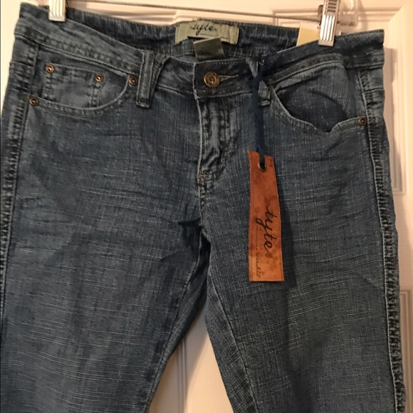 Tyte Jeans BNWT sz 5 flare - Picture 2 of 2