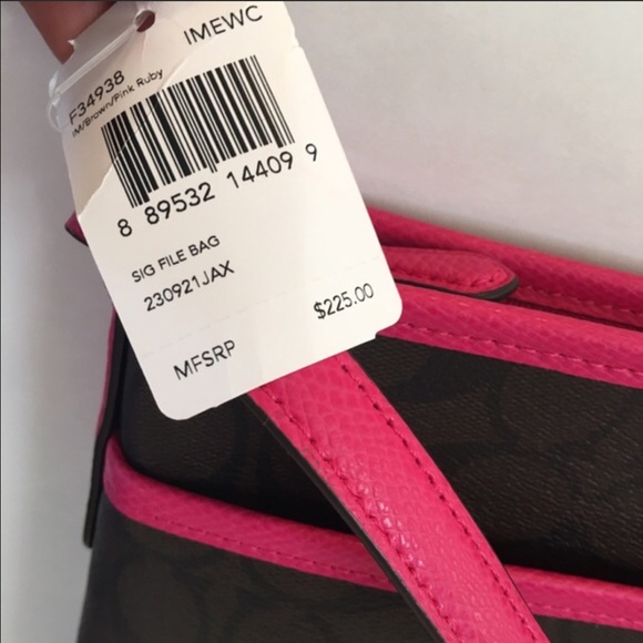 🎀Coach Crossbody🎀 - Picture 4 of 4