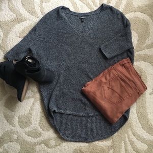 HIGH TO LOW EXPRESS SWEATER 🌸