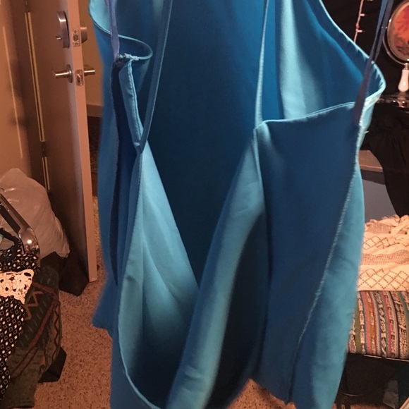 Back drip blouse - Picture 2 of 2