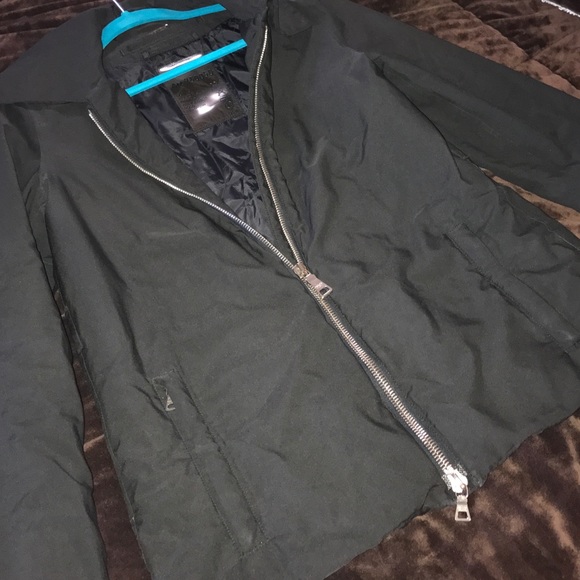 Prada coat - Picture 3 of 4