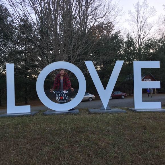 Meet your Posher, Stacey - Picture 1 of 1