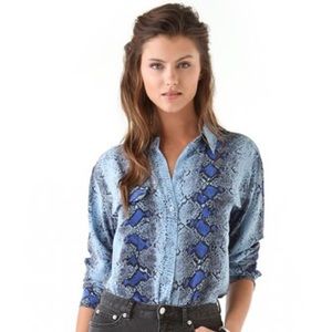 Equipment Signature Blouse, Blue python Sz Small