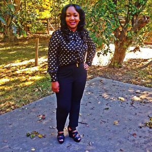 Meet your Posher, Shirquita