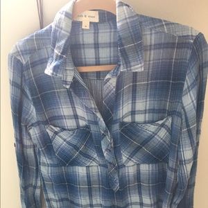 Cloth & Stone plaid blue medium long sleeve shirt