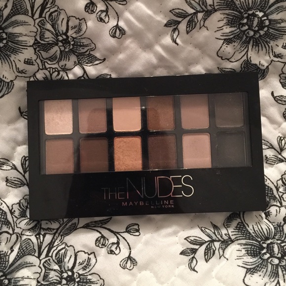 Maybelline The Nudes Palette