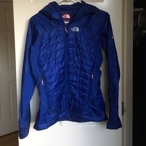 North Face summit series coat ON HOLD