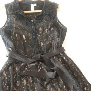 Black lace detail belted dress