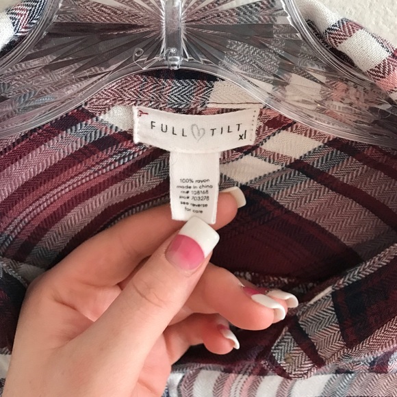 Fall Flannel ✨✨ - Picture 2 of 4