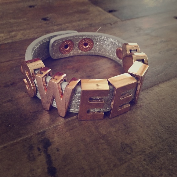 BCBGeneration Jewelry - BCBG Generation Sweetheart Statement Bracelet BCBGeneration Jewelry - BCBG Generation Sweetheart Statement Bracelet