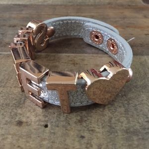 BCBGeneration Jewelry - BCBG Generation Sweetheart Statement Bracelet BCBGeneration Jewelry - BCBG Generation Sweetheart Statement Bracelet