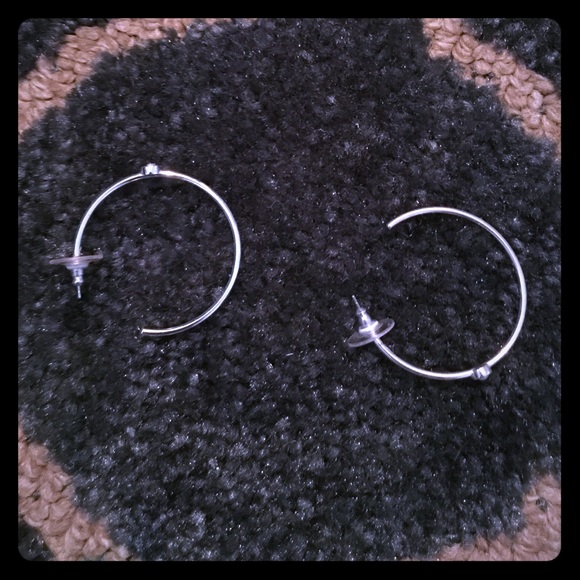 Jewelry - Hoops