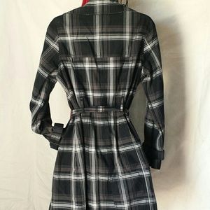 Merona belted black & white double breasted Trench coat plaid water repellent L