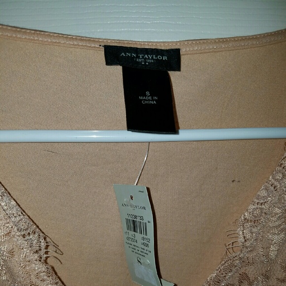 Ann Taylor Blouse - Picture 3 of 3
