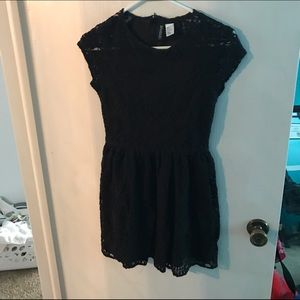 Black lace dress