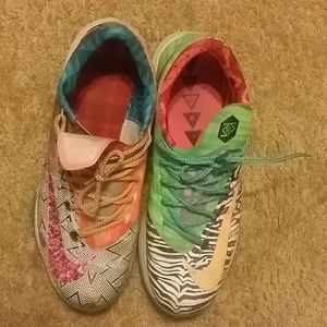 KD VI 6 'What The' sz 14 with socks