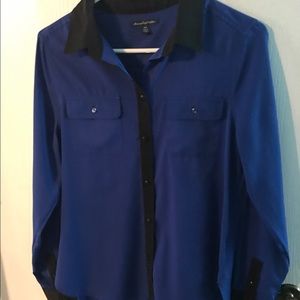 Blue American Eagle button up