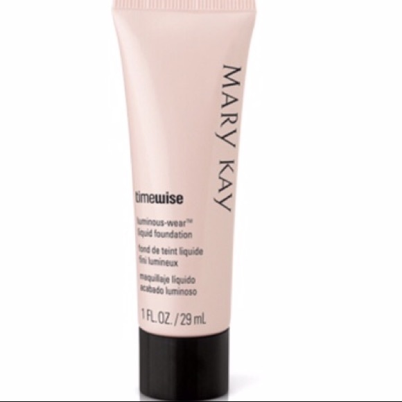 Mary Kay Timewise luminous wear foundation - Picture 1 of 3