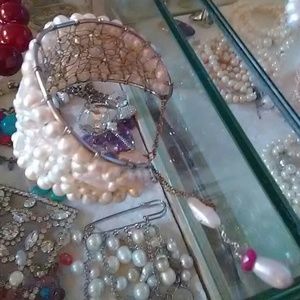 Pearl and ruby bracelet