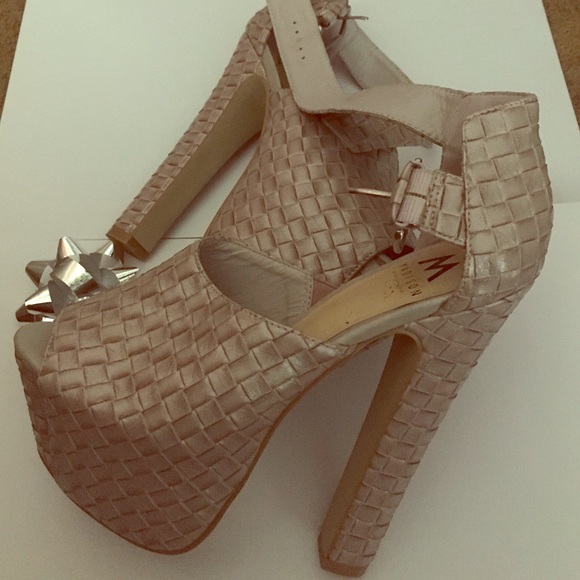 Shoes / heels