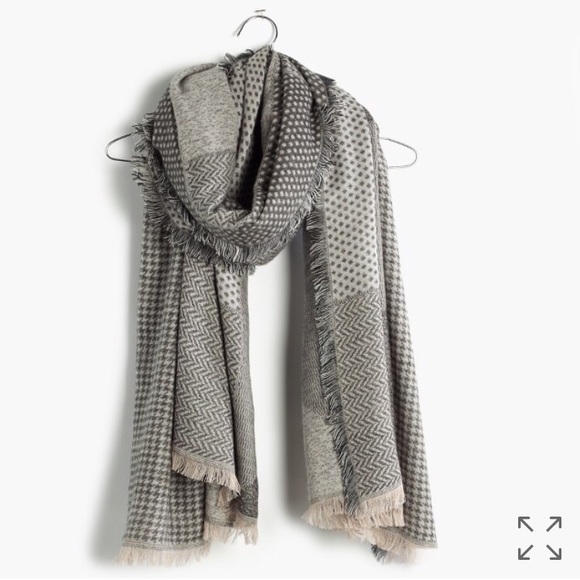 Madewell Accessories - RESERVED for @txilbrin | madewell scarf